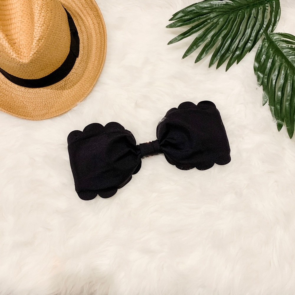 Black scalloped bikini top